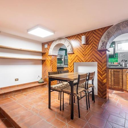 La Casa Davanti Al Mare 콰르투 산텔레나 외부 사진