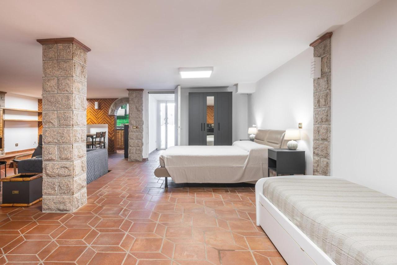 La Casa Davanti Al Mare 콰르투 산텔레나 외부 사진