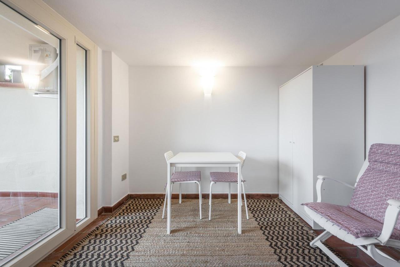 La Casa Davanti Al Mare 콰르투 산텔레나 외부 사진
